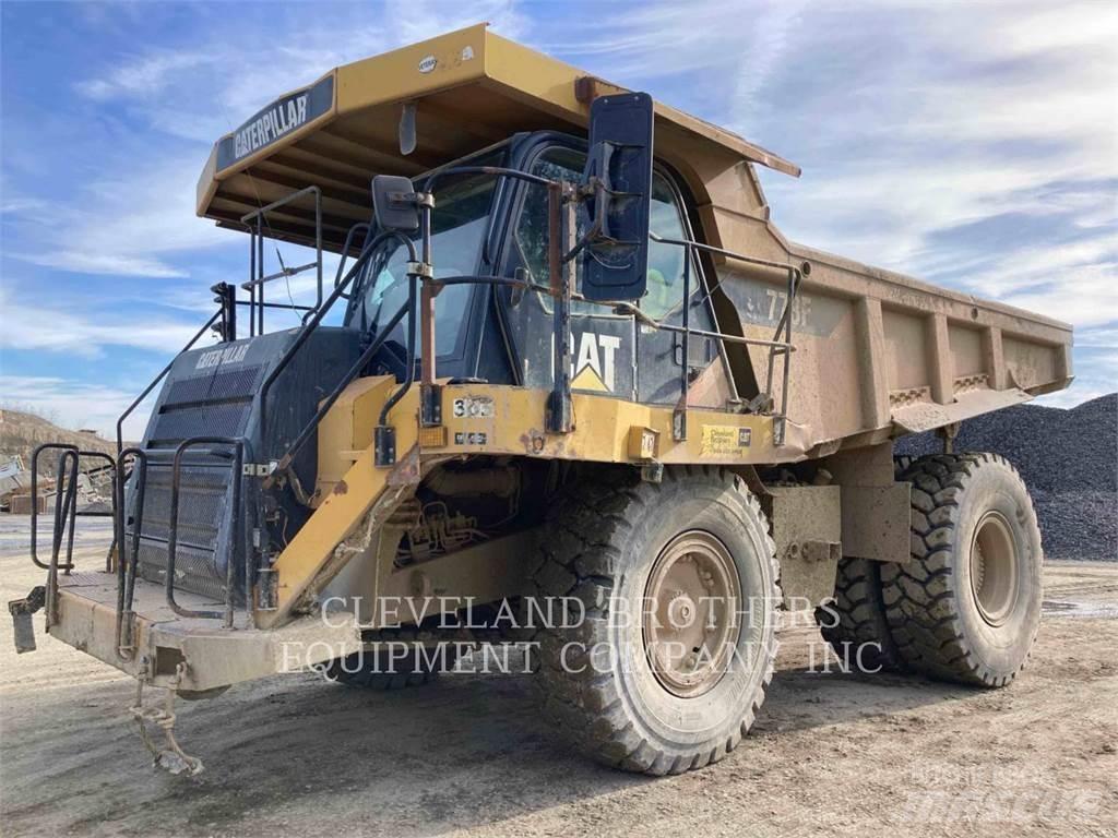 CAT 773F Шарнирно-сочленённые самосвалы