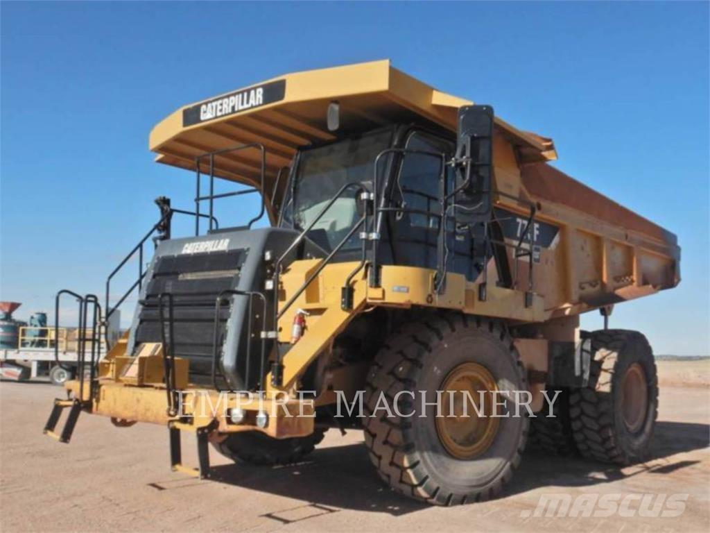 CAT 773F Шарнирно-сочленённые самосвалы