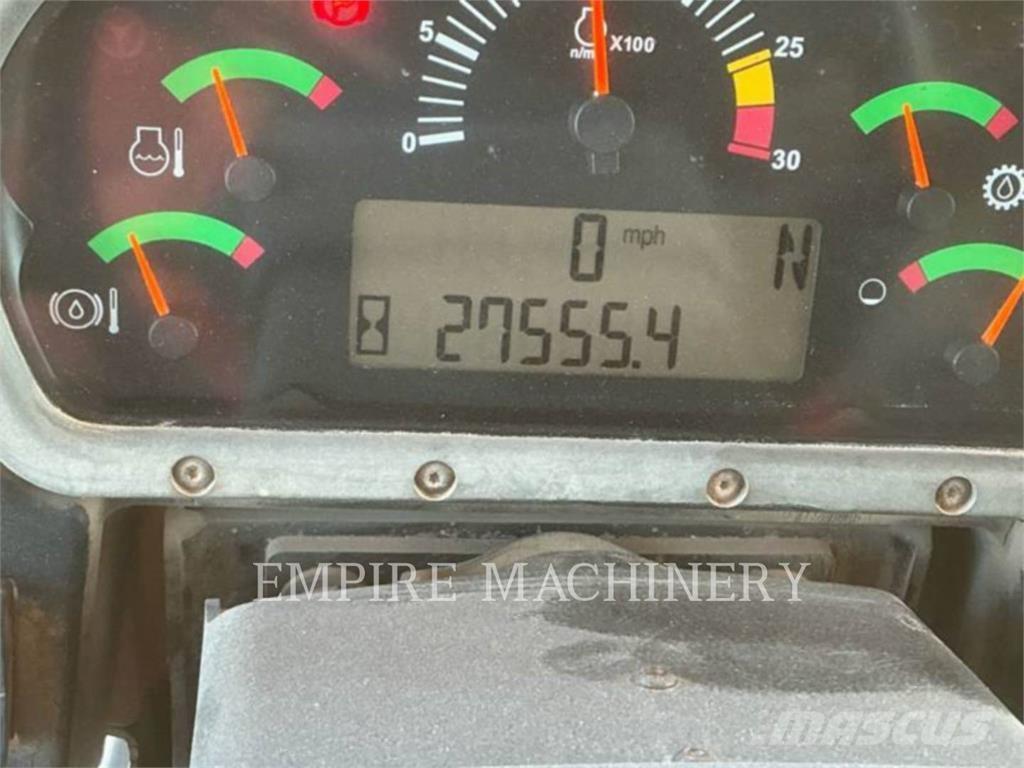 CAT 773F Шарнирно-сочленённые самосвалы