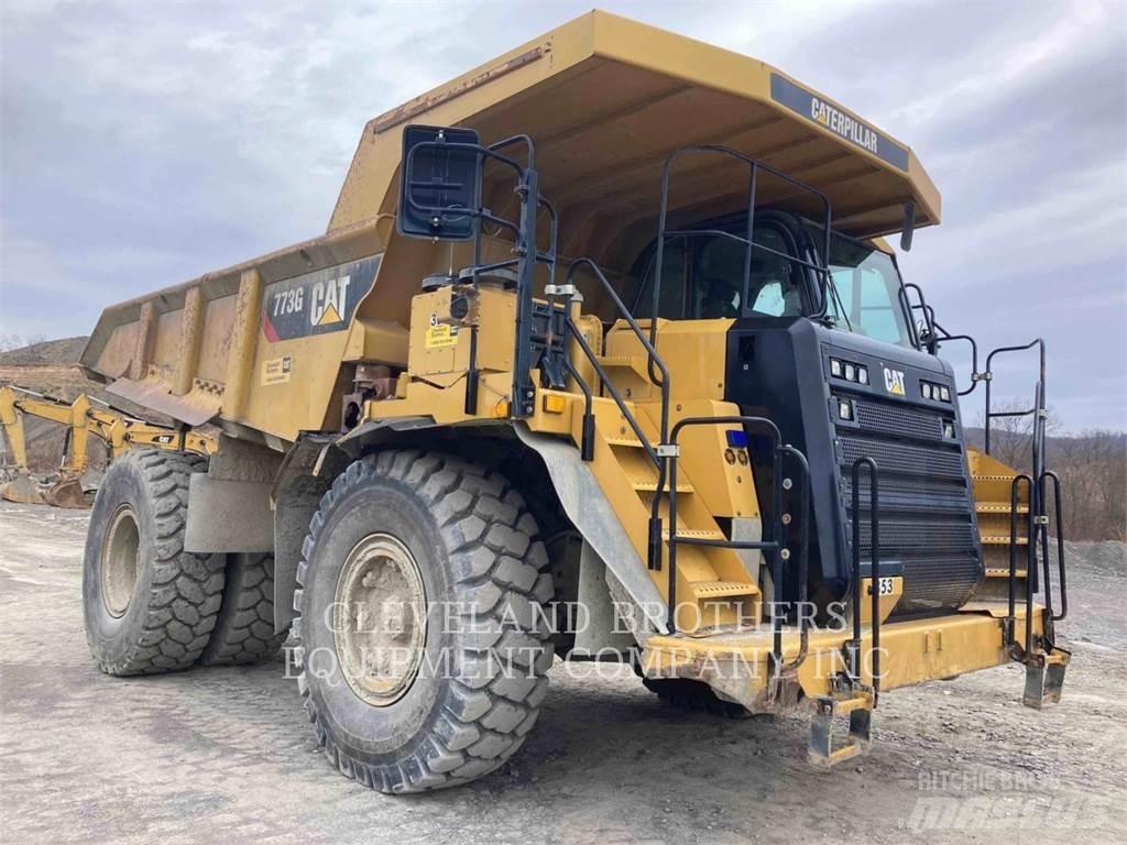 CAT 773G Шарнирно-сочленённые самосвалы