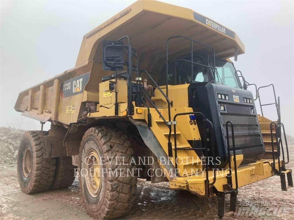 CAT 773G Шарнирно-сочленённые самосвалы