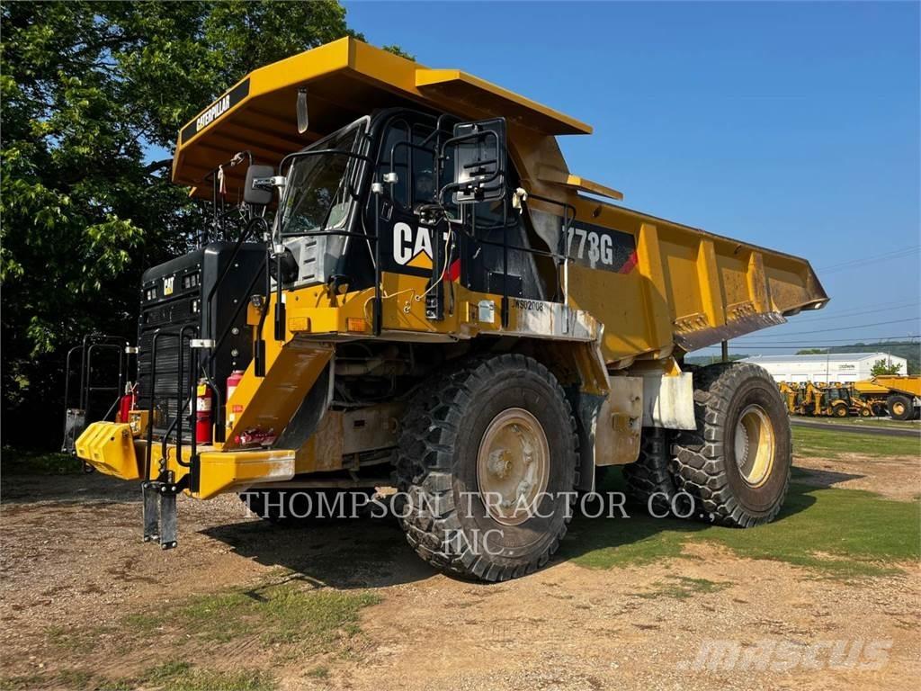 CAT 773G Шарнирно-сочленённые самосвалы