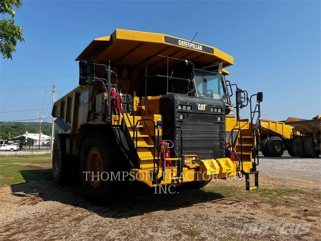 CAT 773G Шарнирно-сочленённые самосвалы