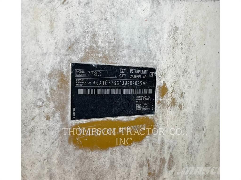 CAT 773G Шарнирно-сочленённые самосвалы
