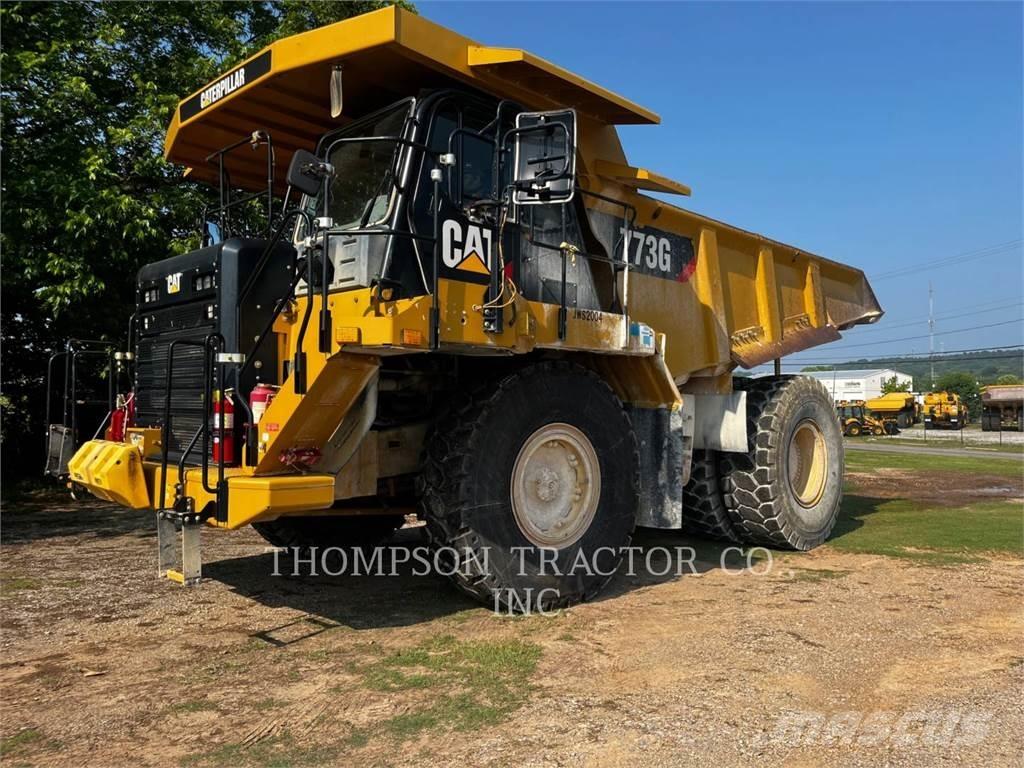 CAT 773G Шарнирно-сочленённые самосвалы