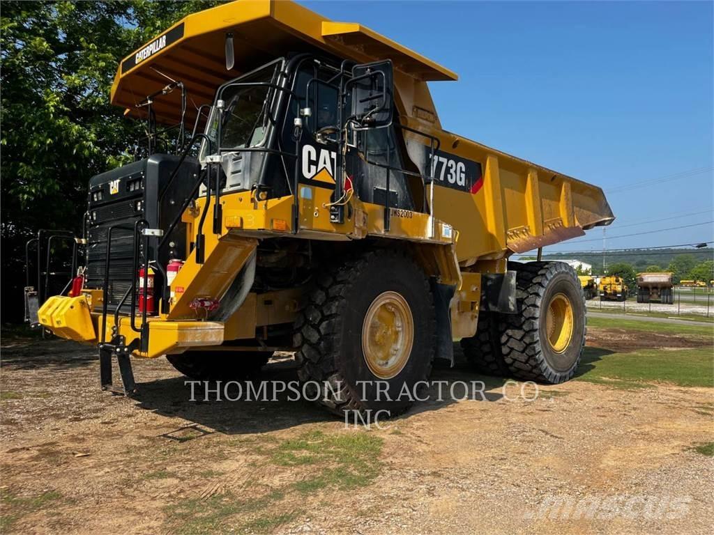 CAT 773G Шарнирно-сочленённые самосвалы
