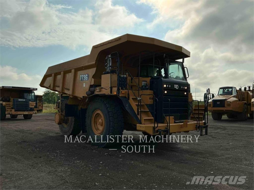 CAT 773G Шарнирно-сочленённые самосвалы