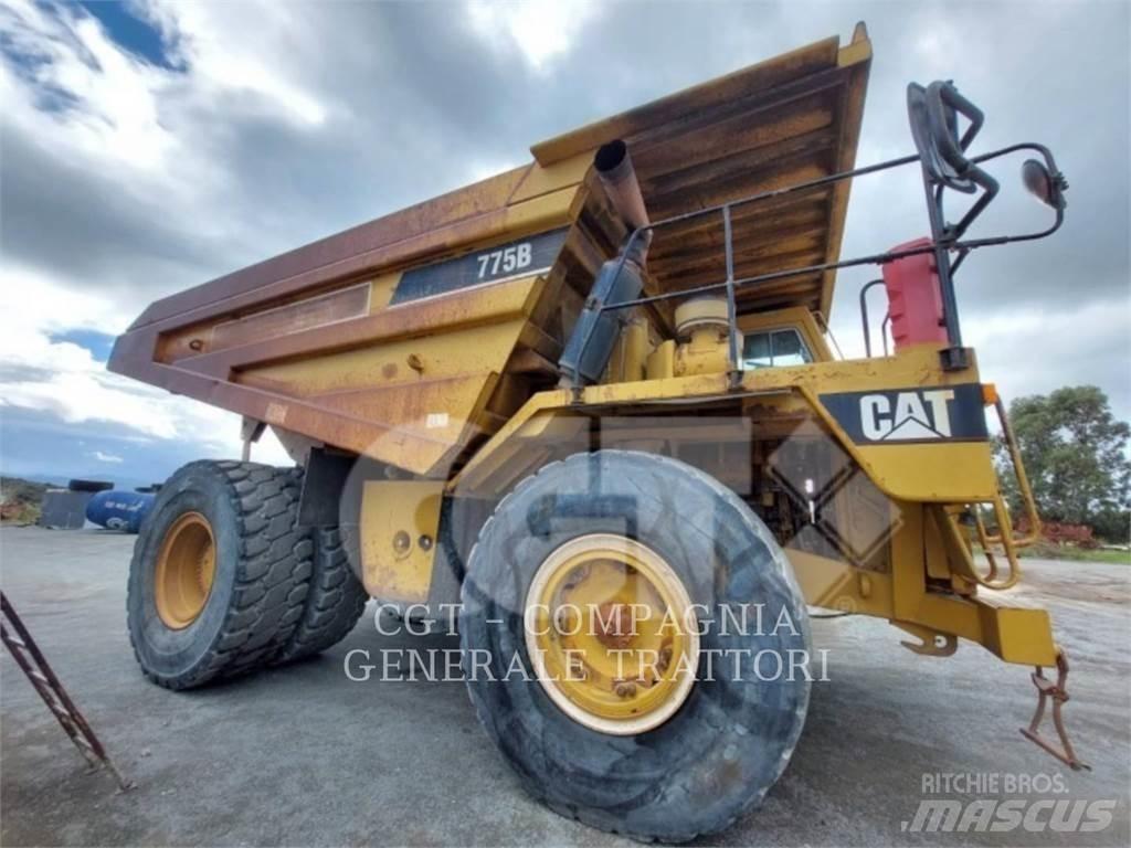 CAT 775B Шарнирно-сочленённые самосвалы
