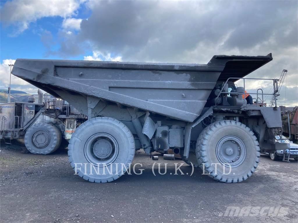 CAT 775D Шарнирно-сочленённые самосвалы