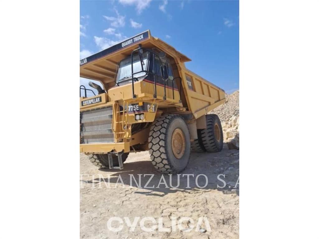 CAT 775E Шарнирно-сочленённые самосвалы