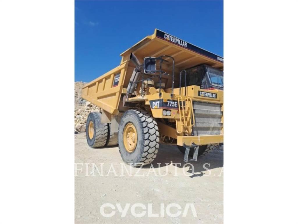 CAT 775E Шарнирно-сочленённые самосвалы