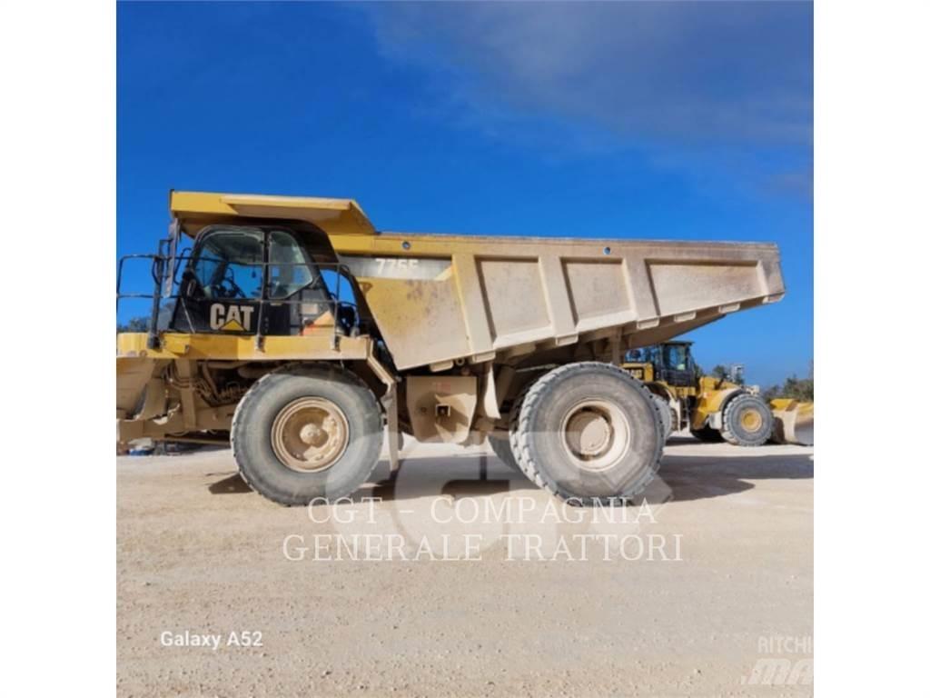 CAT 775F Шарнирно-сочленённые самосвалы