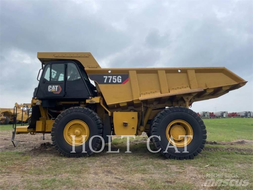 CAT 775G Шарнирно-сочленённые самосвалы