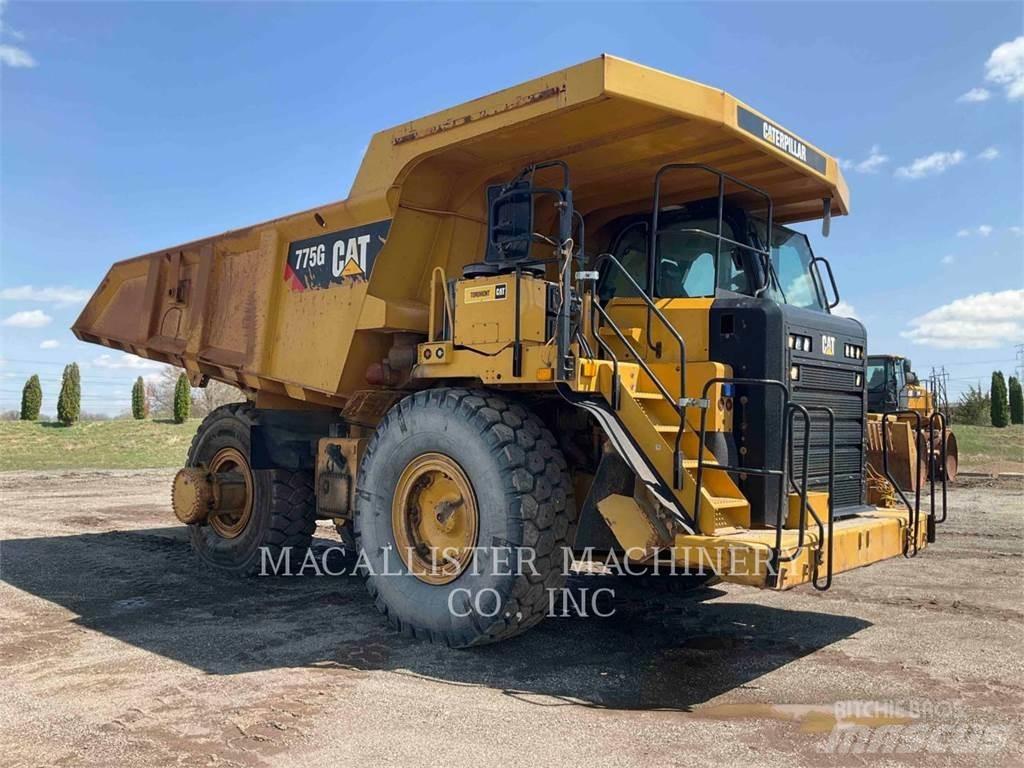 CAT 775G Шарнирно-сочленённые самосвалы