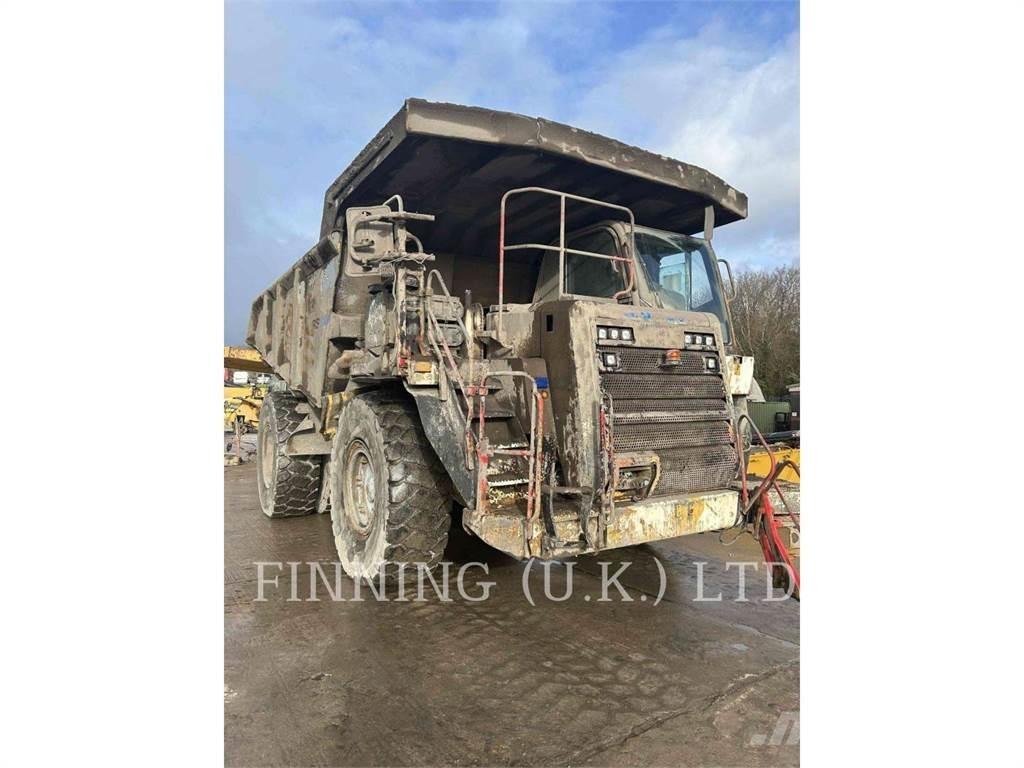 CAT 775G Шарнирно-сочленённые самосвалы