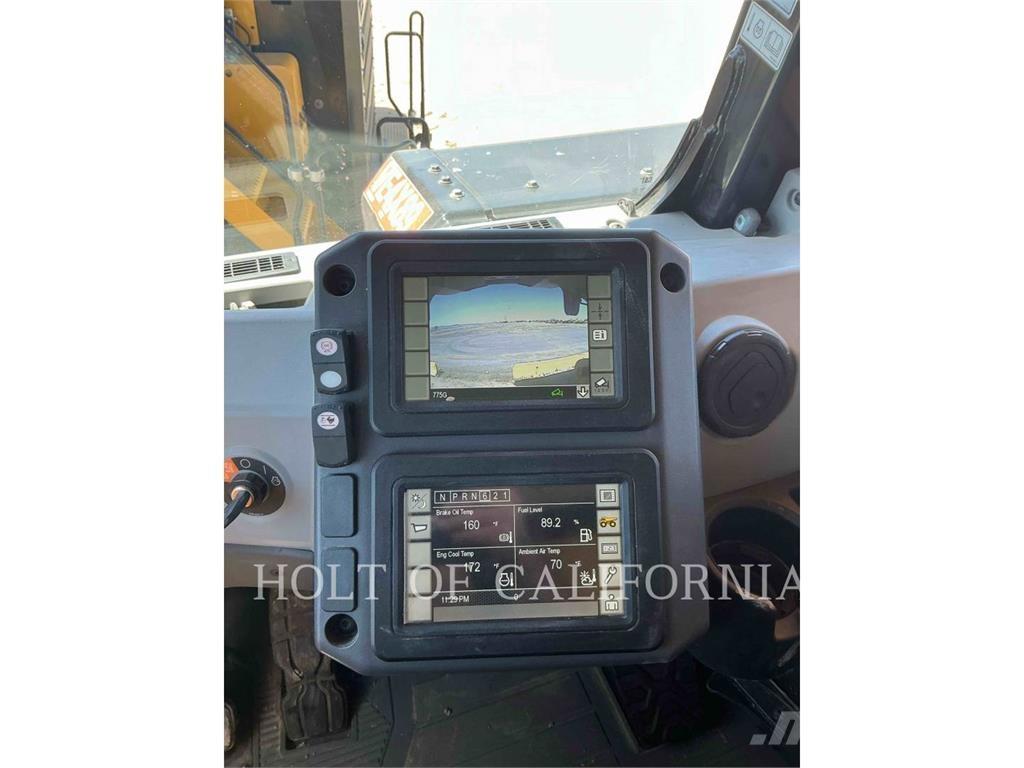 CAT 775G Шарнирно-сочленённые самосвалы