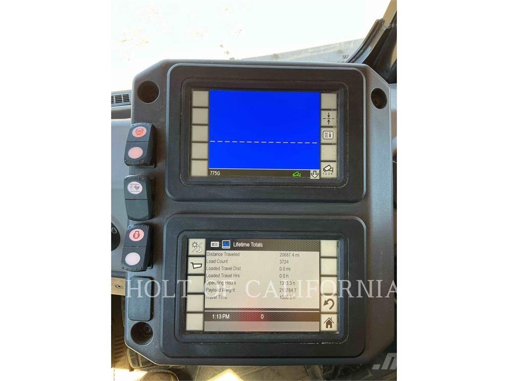 CAT 775G Шарнирно-сочленённые самосвалы