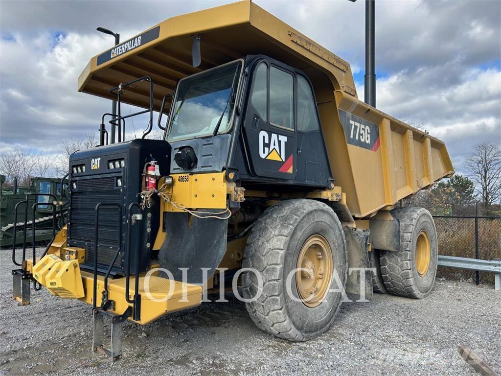 CAT 775G Шарнирно-сочленённые самосвалы