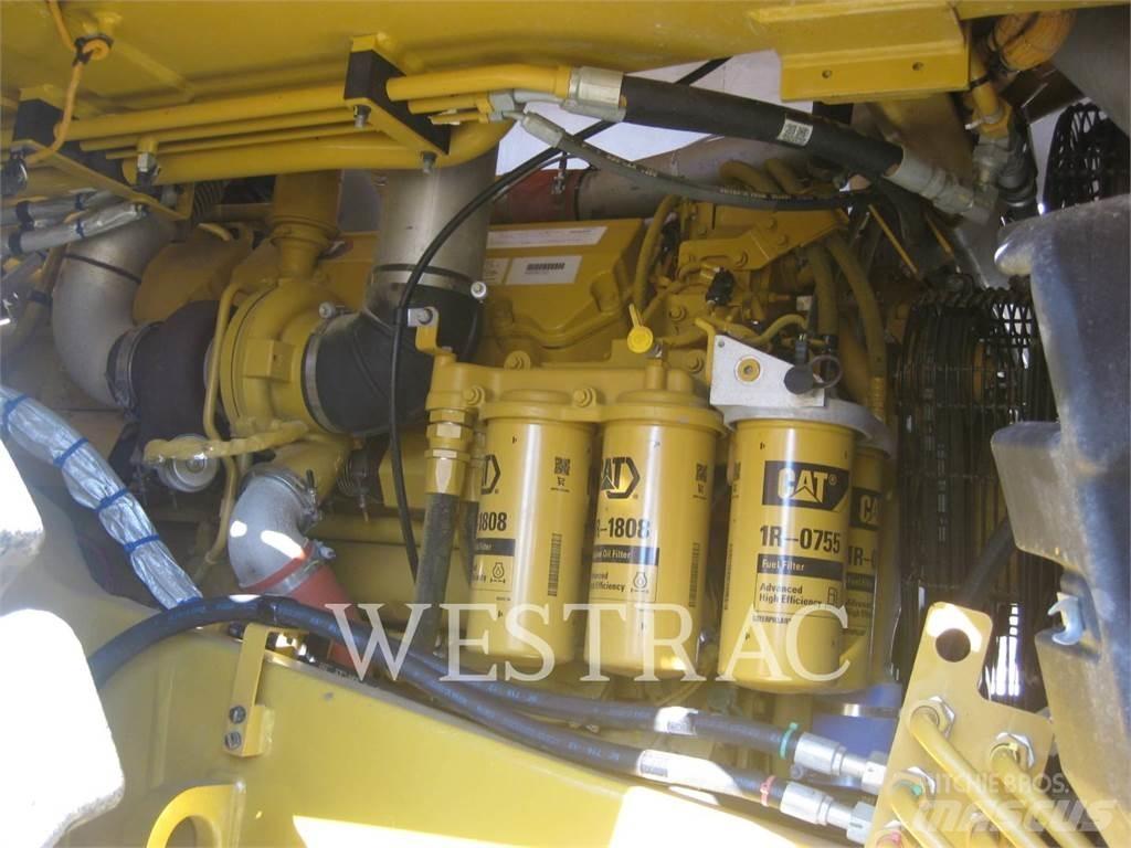CAT 775GLRC Шарнирно-сочленённые самосвалы