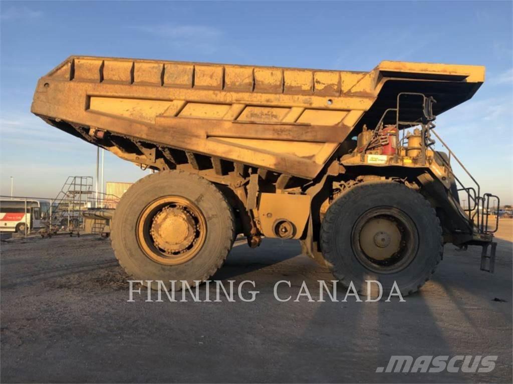 CAT 777F Шарнирно-сочленённые самосвалы