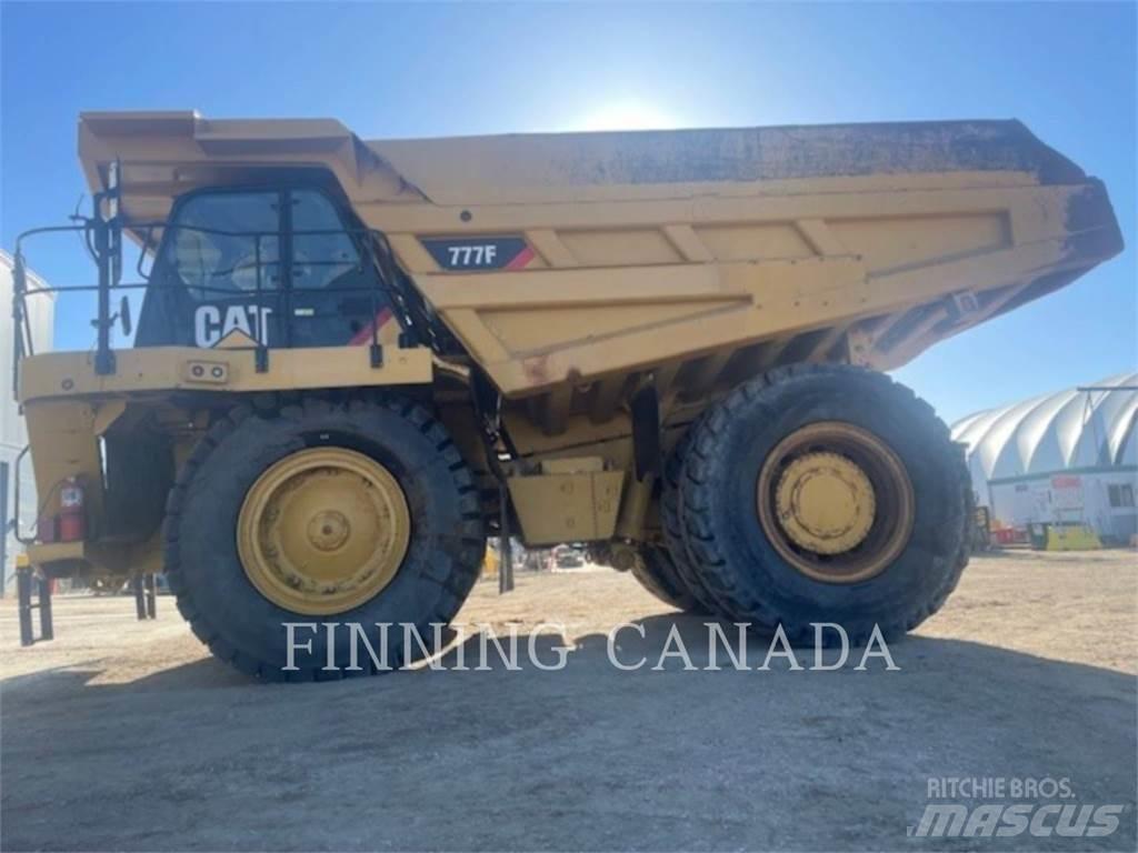 CAT 777F Шарнирно-сочленённые самосвалы