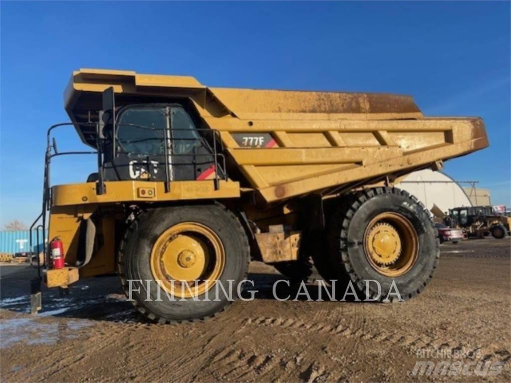 CAT 777F Шарнирно-сочленённые самосвалы