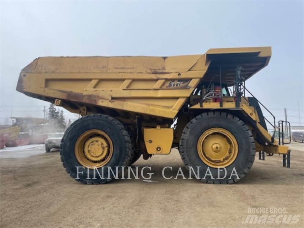 CAT 777F Шарнирно-сочленённые самосвалы