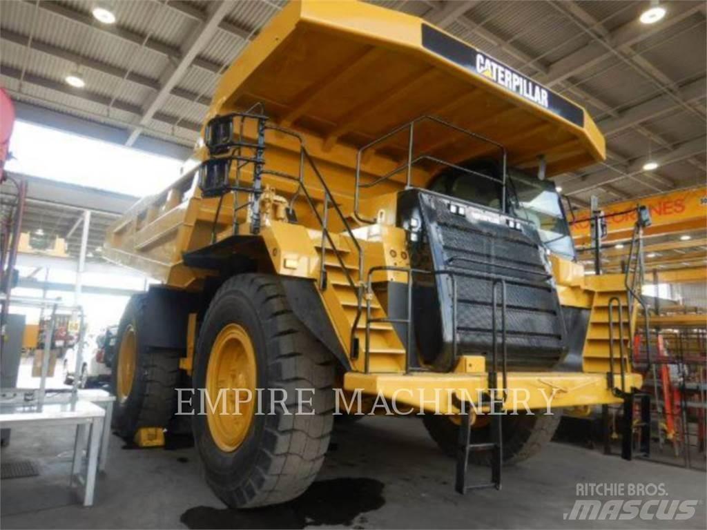 CAT 777F Шарнирно-сочленённые самосвалы