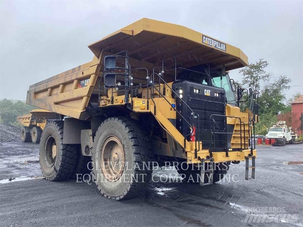 CAT 777G Шарнирно-сочленённые самосвалы