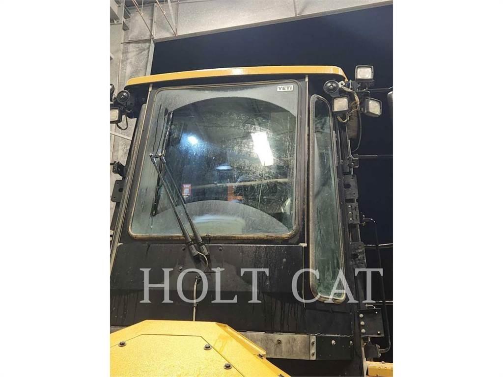CAT 815 Уплотнители грунта