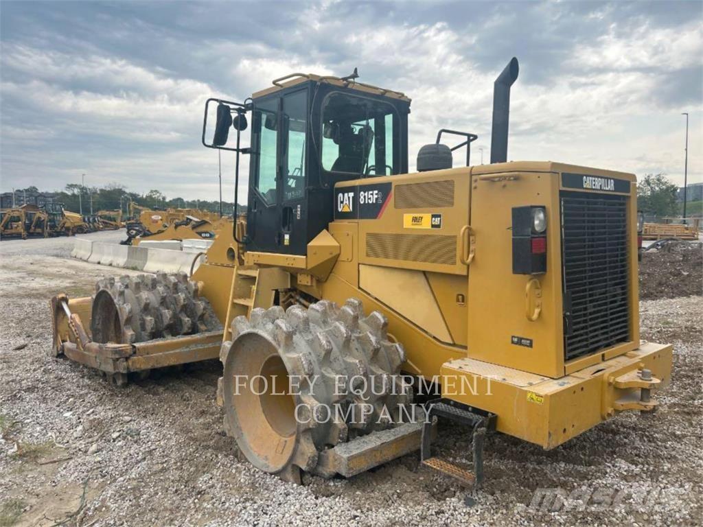 CAT 815F2 Уплотнители грунта
