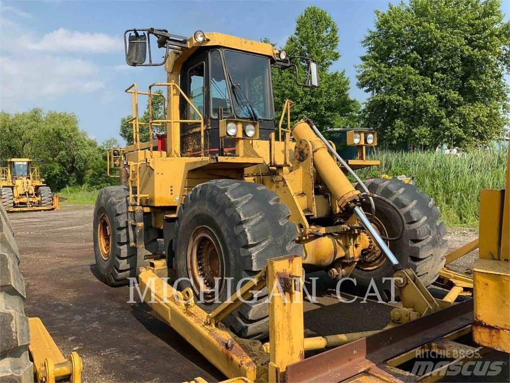 CAT 824C Фронтальные погрузчики