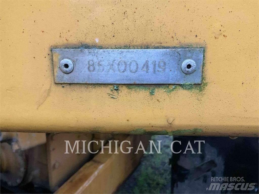 CAT 824C Фронтальные погрузчики
