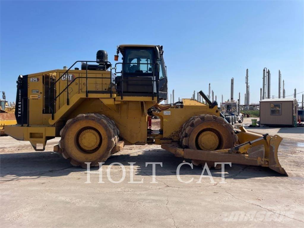 CAT 825 Уплотнители грунта