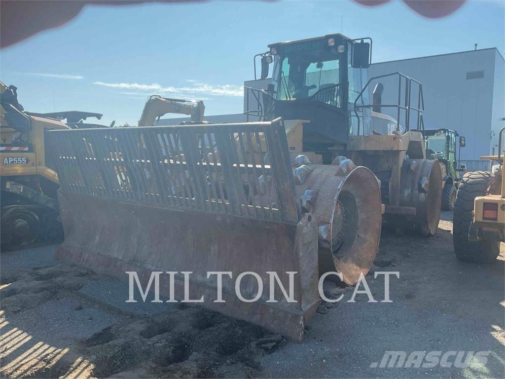 CAT 826G Уплотнители грунта