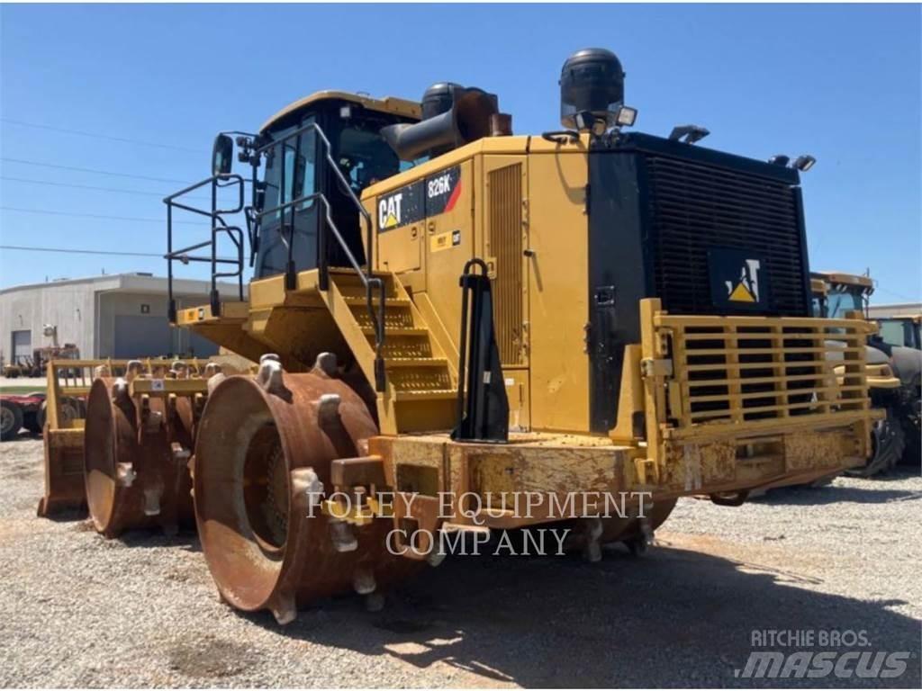CAT 826K Уплотнители грунта