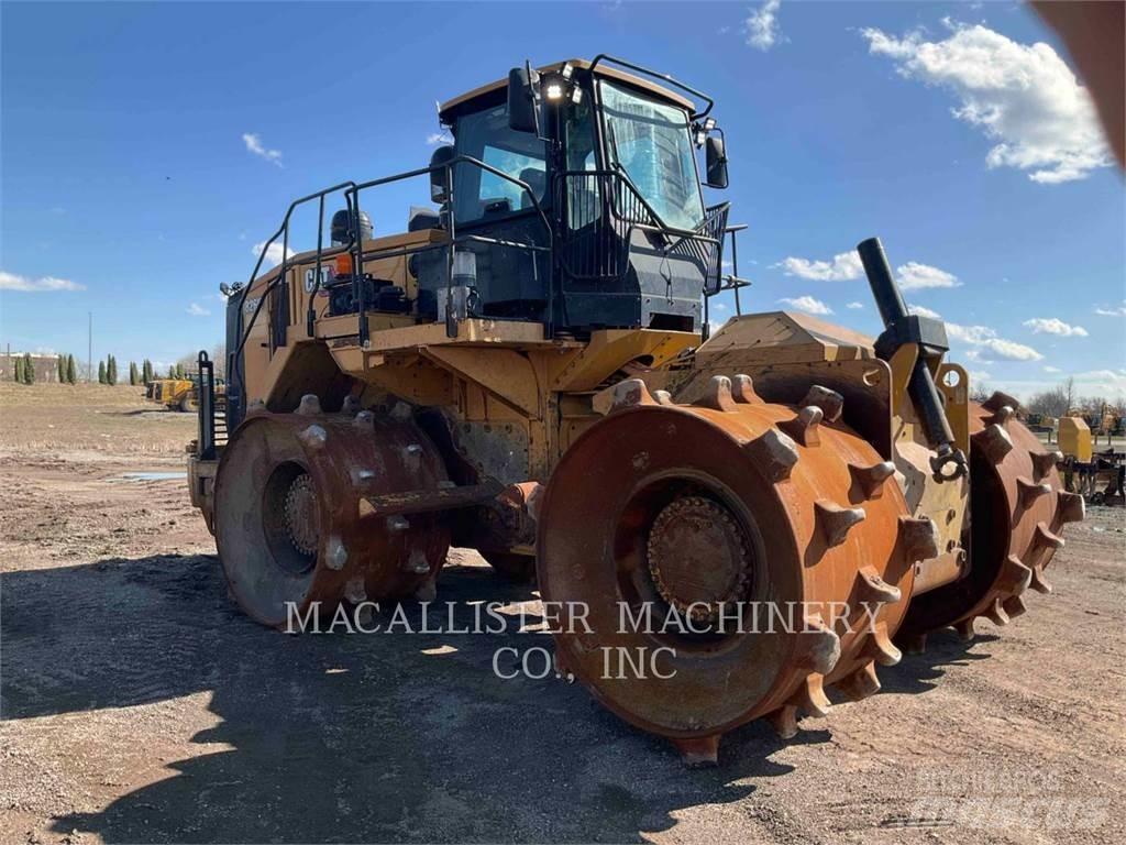 CAT 826K Уплотнители грунта