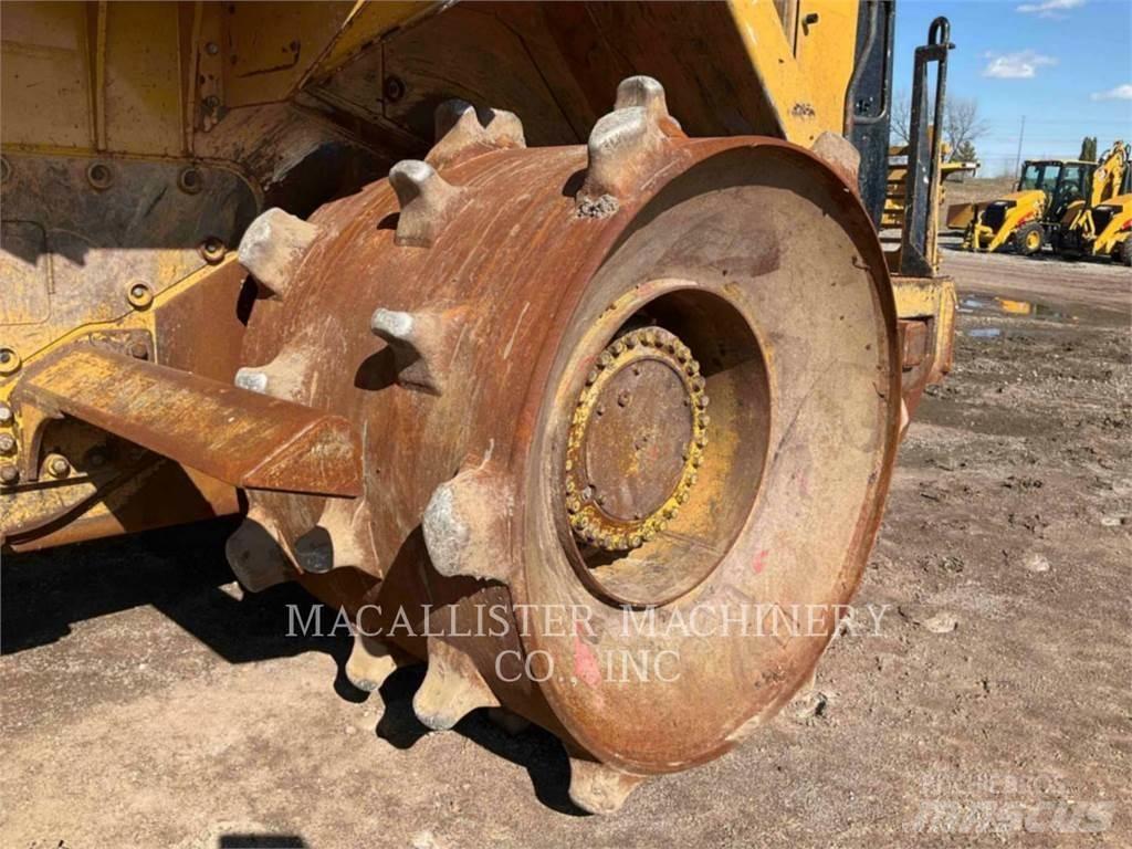 CAT 826K Уплотнители грунта