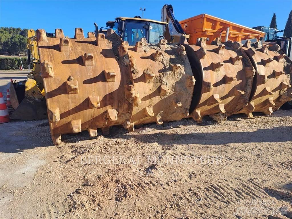 CAT 836K Колесные бульдозеры