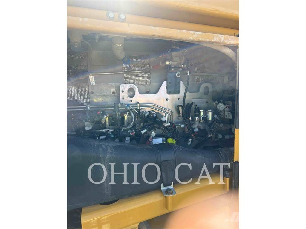 CAT 836K Колесные бульдозеры