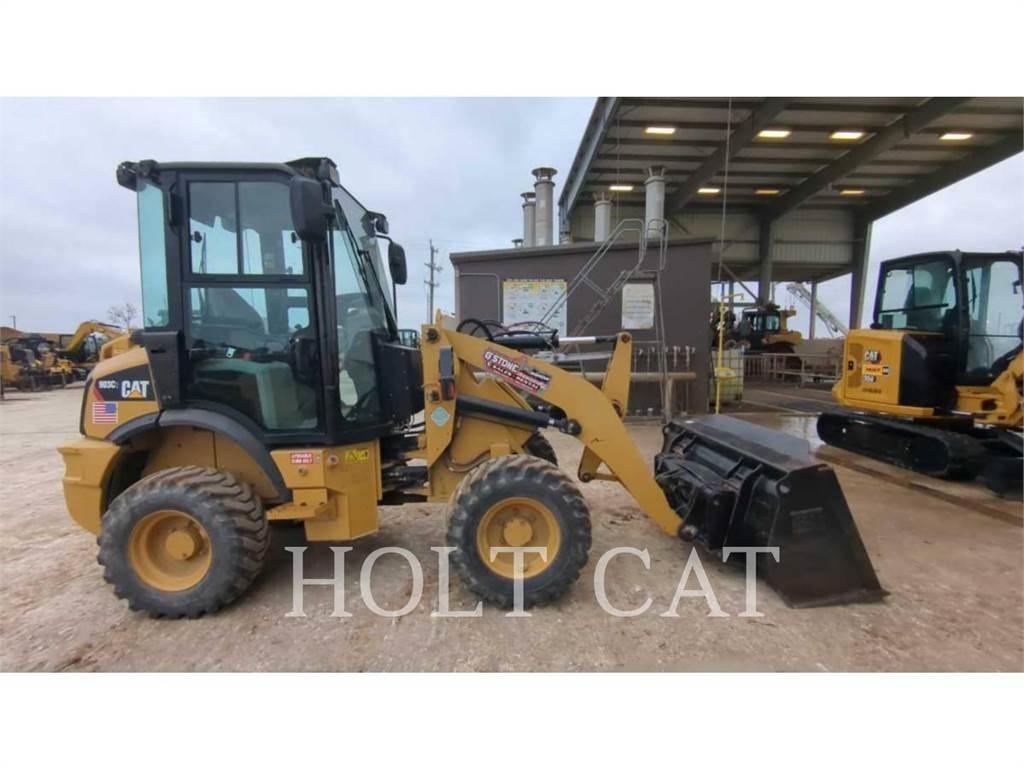 CAT 903C Фронтальные погрузчики