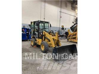 CAT 903D Фронтальные погрузчики