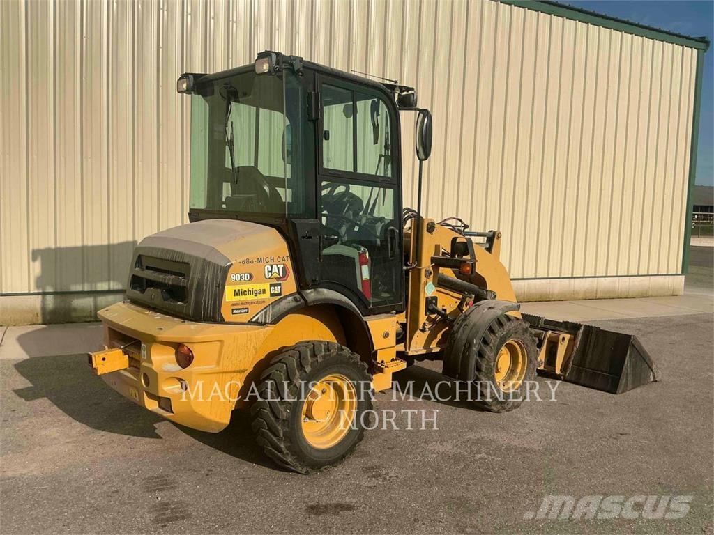 CAT 903D HARW Фронтальные погрузчики