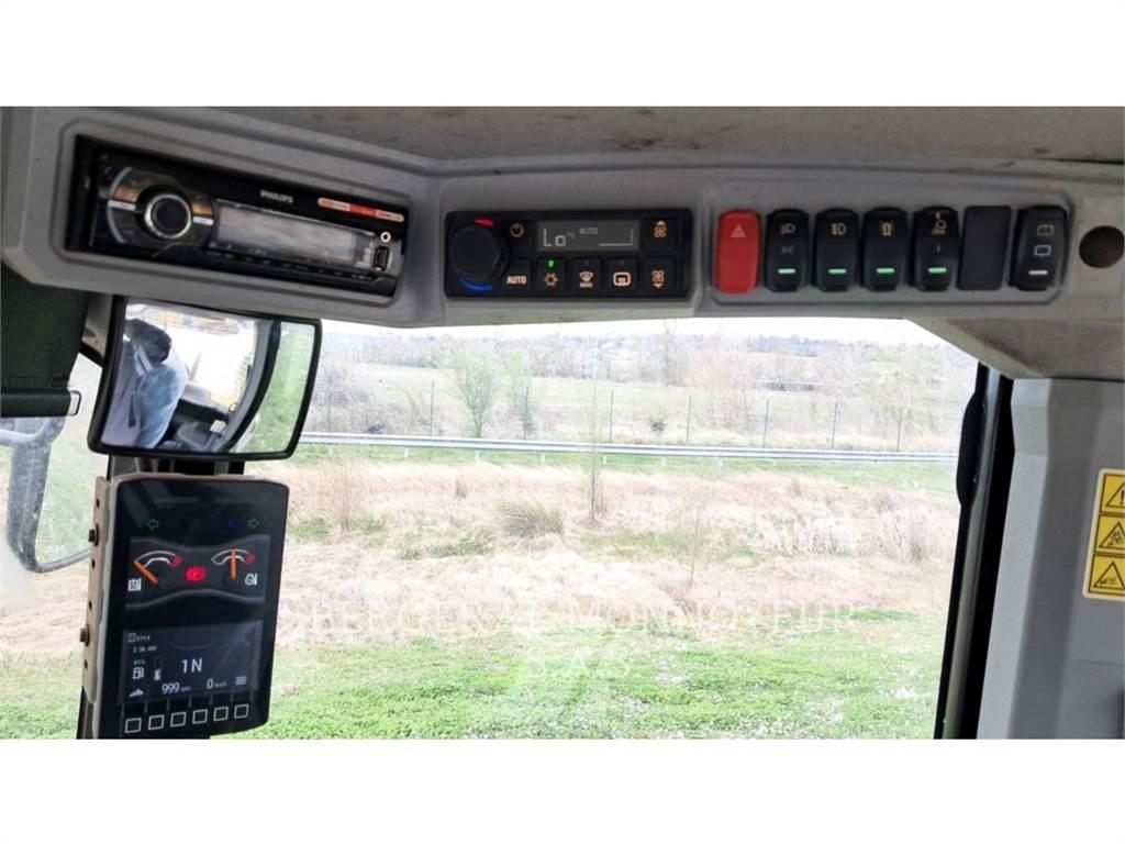 CAT 906 Фронтальные погрузчики