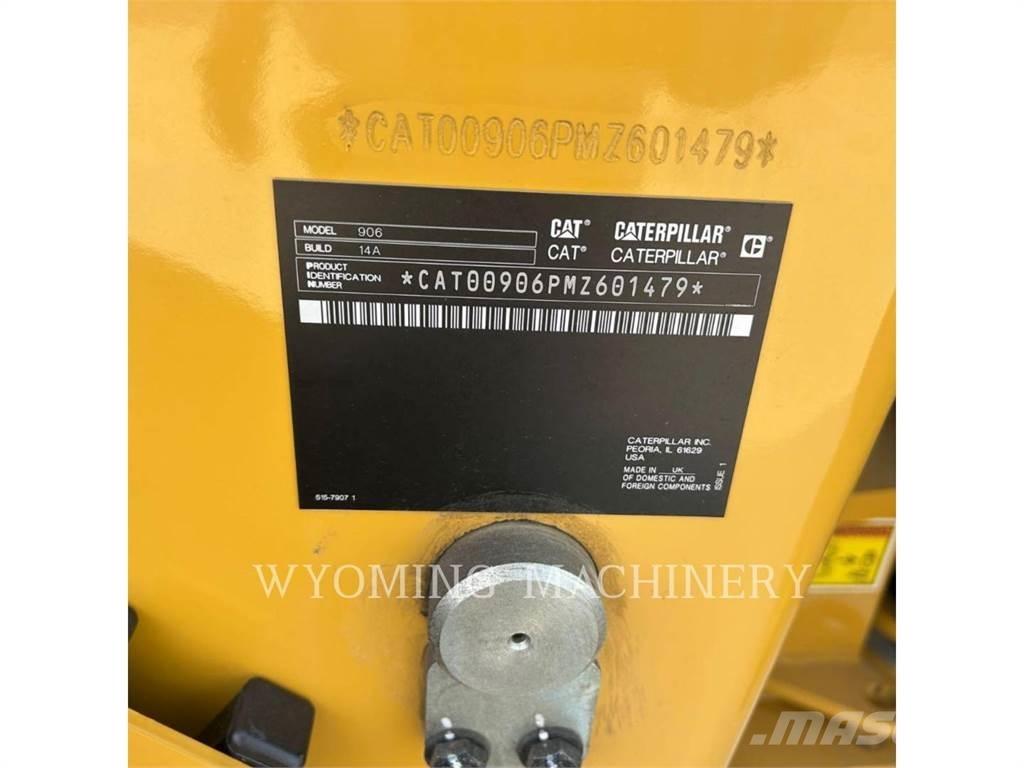 CAT 906 Фронтальные погрузчики