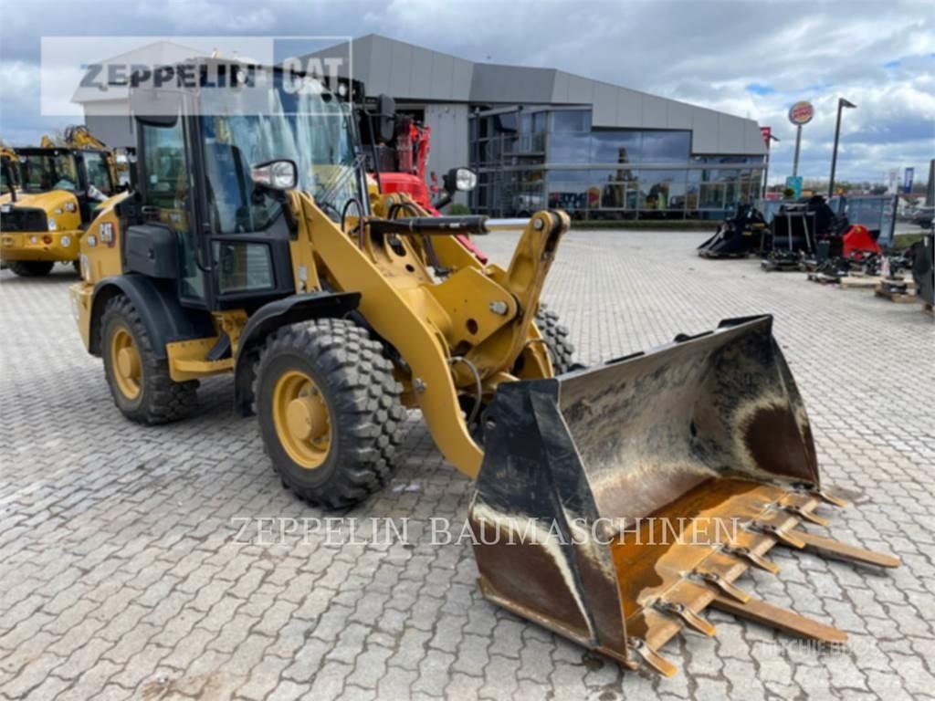 CAT 906-14 Фронтальные погрузчики