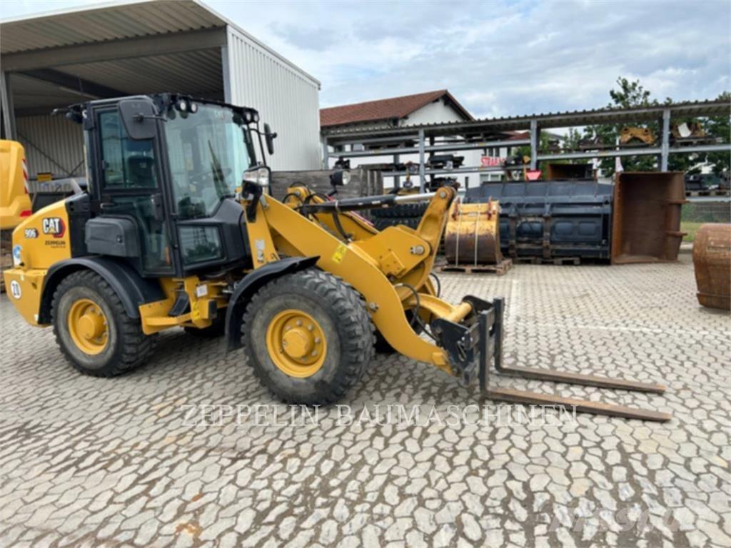 CAT 906-14 Фронтальные погрузчики
