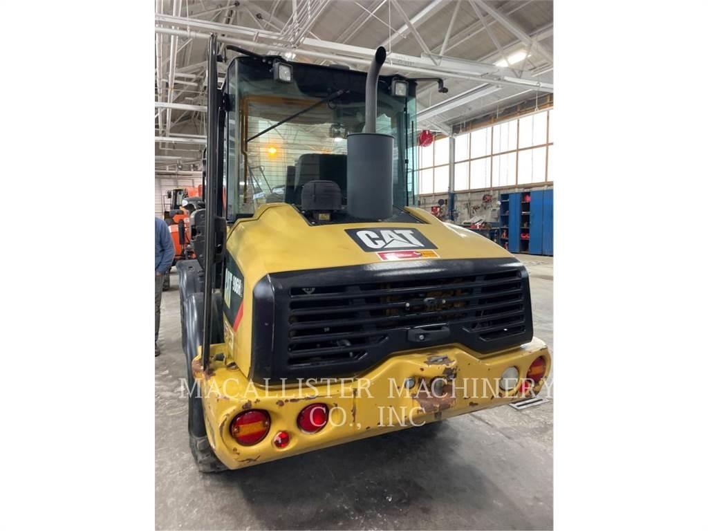 CAT 906H2 Фронтальные погрузчики