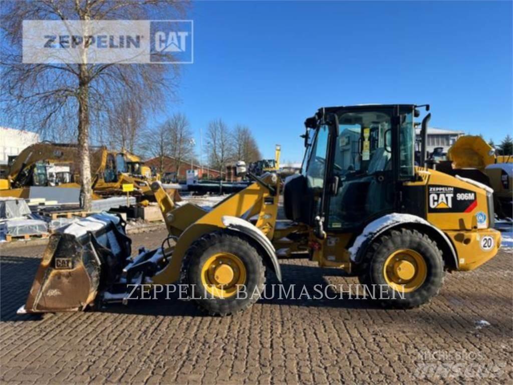 CAT 906M Фронтальные погрузчики