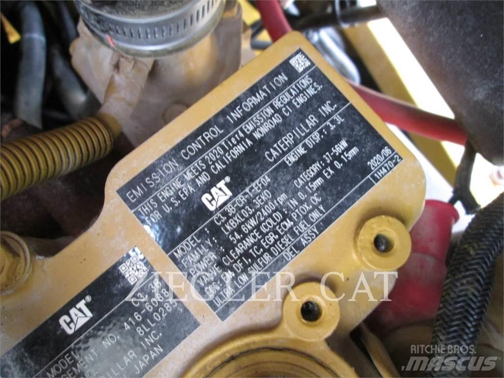 CAT 906M Фронтальные погрузчики